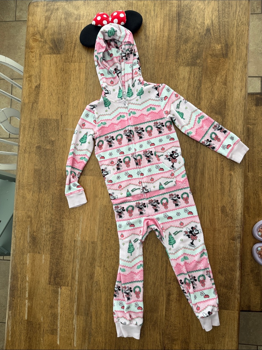 POSH PEANUT DISNEY MINNIE FAIR ISLE PACCI™ HOODED JUMPSUIT - Picture 4 of 10